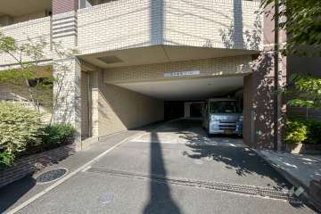駐車場の出入り口