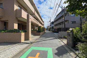敷地南西側の前面道路　