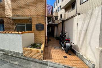 敷地の出入り口