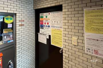 ゴミ置き場入り口(屋内側)