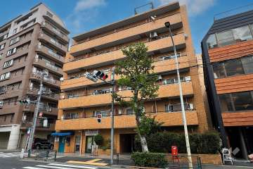 ライオンズマンション新中野の外観（南西側から）