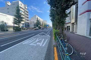 敷地北側の前面道路　