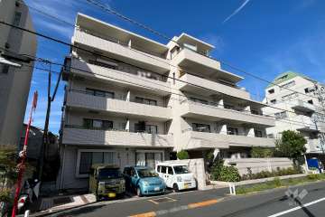 新中野サニーハイツ（本町4丁目）の外観（南東側から）