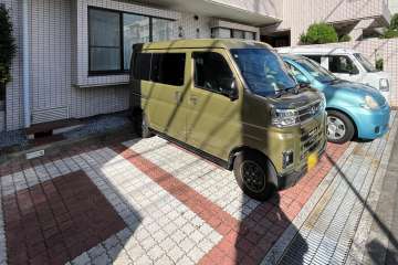 敷地内駐車場（屋外平面式）