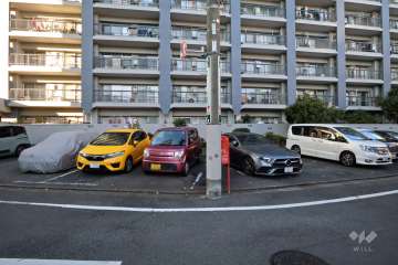 敷地内駐車場（屋外平面式）