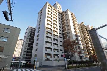 中野本町マンションの外観(北西側から)