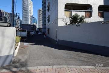 駐車場の出入口