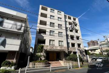 ルイシャトレ新中野の外観（南東側から）