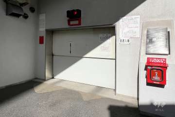 敷地内駐車場（屋内機械式）