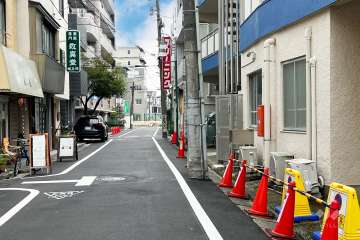 敷地北側の前面道路