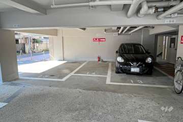 敷地内駐車場（屋内平面式）
