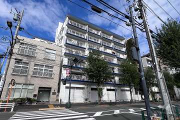 中野ハイネスコーポの外観（南西側から）