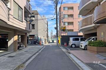 敷地北側の前面道路　