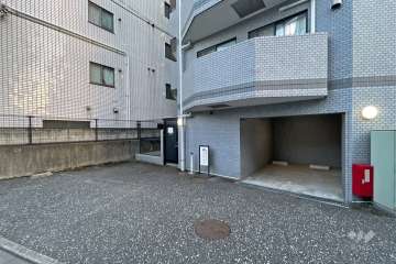 敷地内駐車場（屋内平面式）