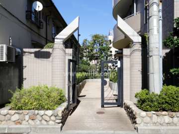 駐輪場の出入り口