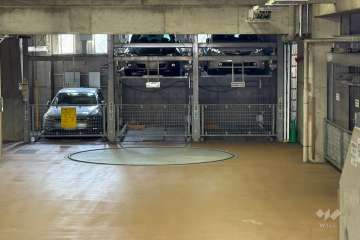 敷地内駐車場（屋内機械式）