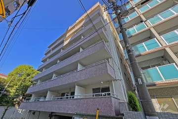 中野サニーパレスの外観（南東側から）
