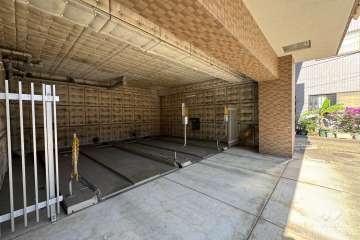 敷地内駐車場（屋内機械式）