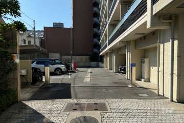 駐車場の出入り口