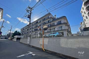 ルネ中野新橋の外観（北東側から）
