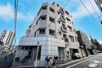 朝日プラザ中野弥生町の外観（北西側から）　
