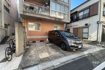 敷地内駐車場（屋外平面式）