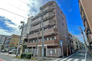 ディアレイシャス中野新橋の外観（北東側から）