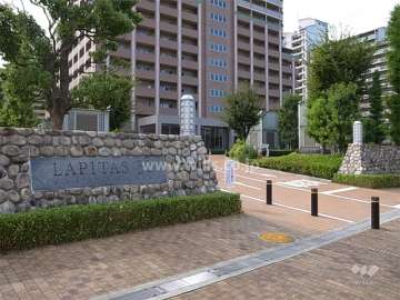 敷地入り口