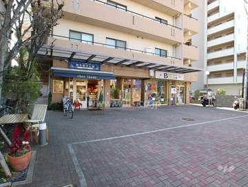 1階の店舗部分