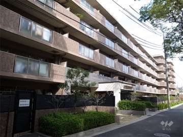 ライオンズマンション西宮門戸の外観（南西側から）