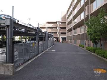 機械式の敷地内駐車場