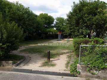 すぐ北側にある公園