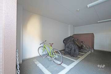 自転車・バイク置き場