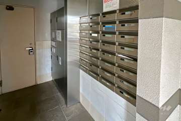 宅配ボックスと共用ポスト