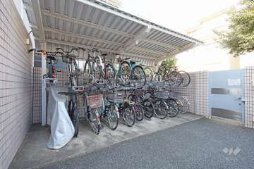 駐輪場