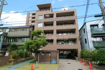 ベルク西宮シュトラールの外観（南東側から）