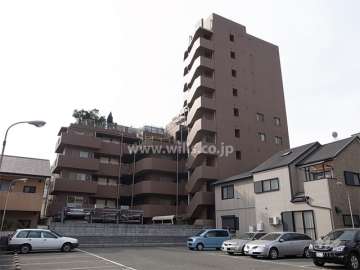 ベルク西宮シュトラールの外観（北側から）