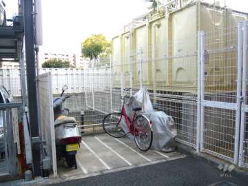 バイク置場