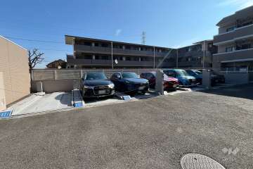 敷地内駐車場（屋外機械式）