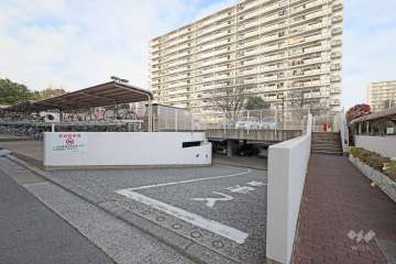 駐車場の出入口