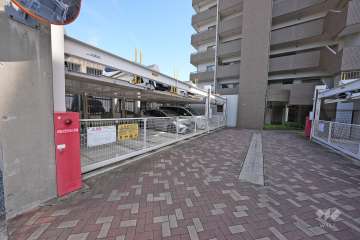 敷地内駐車場（屋外機械式）