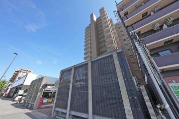 ヴェルビュ上甲子園2番館の外観（北西側から）