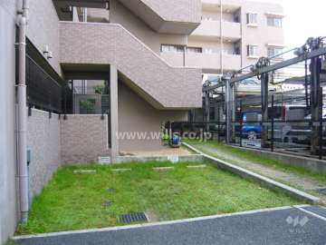 来客用駐車場