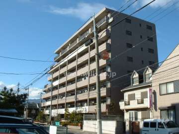 ディアステージ西宮綾羽町の外観（南東側から）