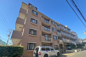 クリオ富士見台壱番館の外観（南東側から）