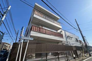 石神井公園マンションの外観（南西側から）