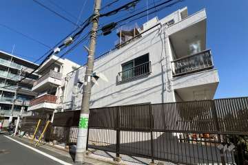石神井公園マンションの外観（南西側から）