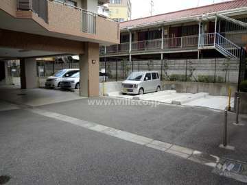 敷地内駐車場