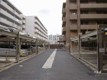 敷地内駐車場