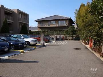 機械式の敷地内駐車場